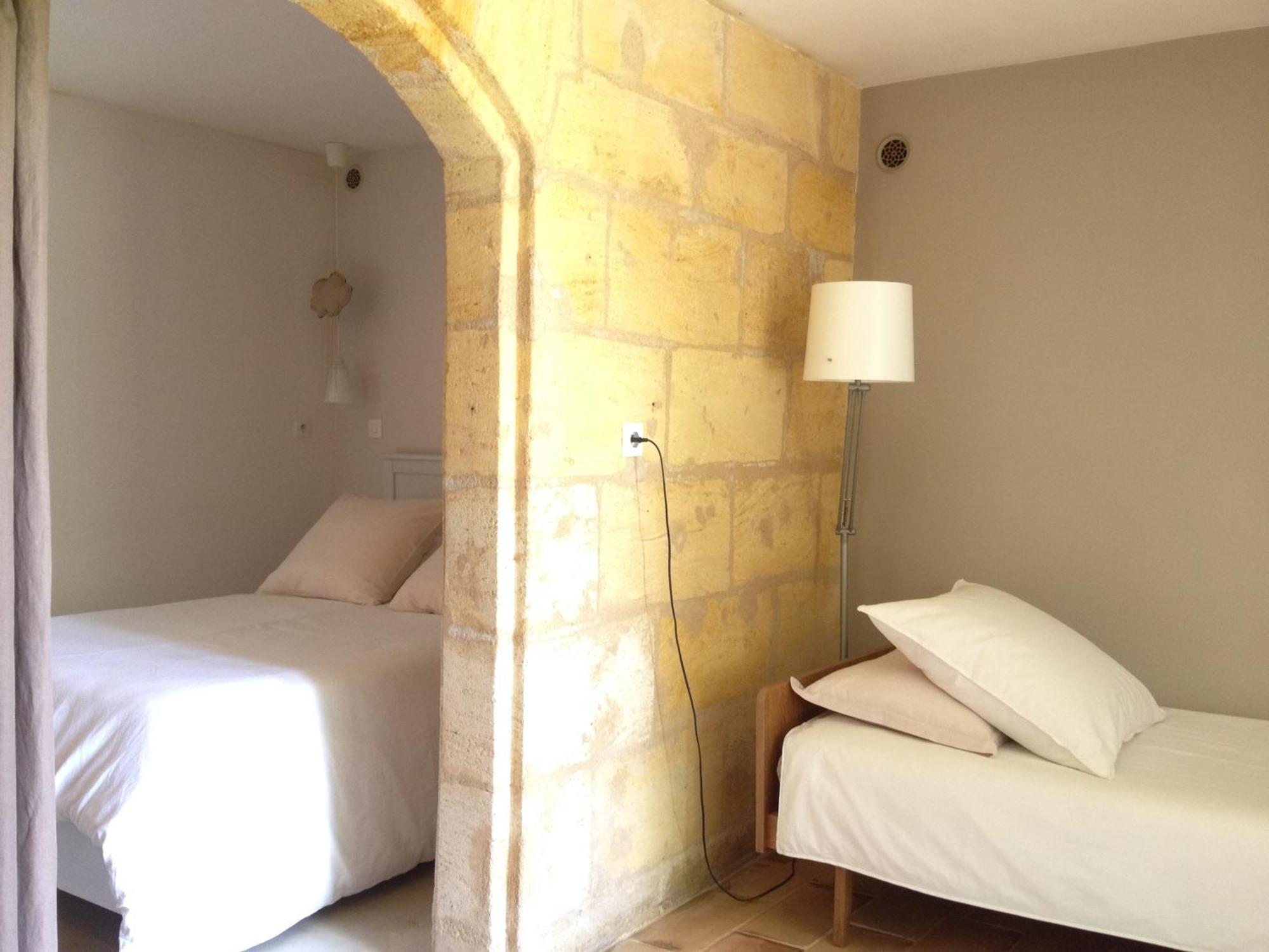 Songes Au Lit Du Fleuve Bed & Breakfast Cambes  Exterior photo